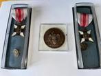 lot croix rouge médaille distinctions et pin's, Brons