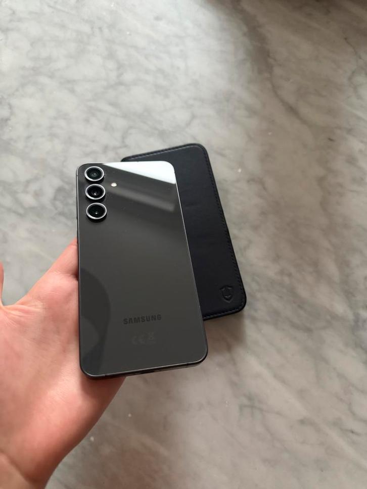 Samsung Galaxy S24 FE 128GB Grey Titanium, Telecommunicatie, Mobiele telefoons | Samsung, Zo goed als nieuw, Galaxy S24, Ophalen of Verzenden