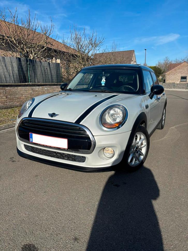 Mini Cooper D (EURO6B), Autos, Mini, Particulier, Cooper, Diesel, Euro 6, Coupé, 5 portes, Boîte manuelle, Argent ou Gris, Noir