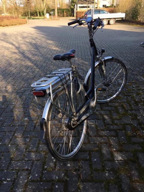 Elektrische fiets dames, Fietsen en Brommers, Elektrische fietsen, Gebruikt, Ophalen