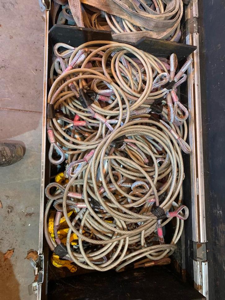 Staalkabel met lus en schoen, komt met harpsluiting, Muziek en Instrumenten, Kabels en Stekkers, Zo goed als nieuw, Apparatuur