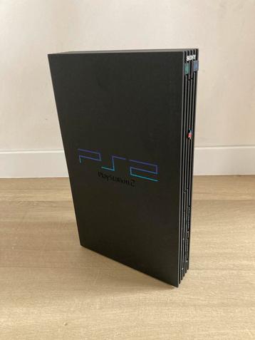 PlayStation 2 met toebehoren beschikbaar voor biedingen