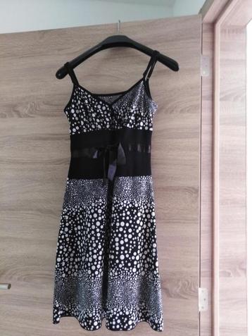 Vêtements gratuits pour femmes small – vêtements de marque – beschikbaar voor biedingen