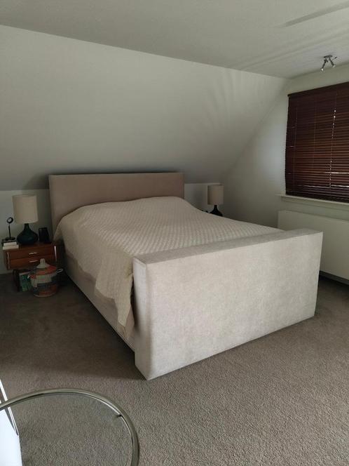 Meest comfy boxspring, zo goed als nieuw, van Swiss Sense, Huis en Inrichting, Slaapkamer | Matrassen en Bedbodems, Nieuw, Bedbodem