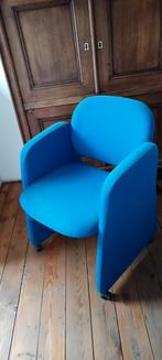 Fauteuil design sur roulettes, Enlèvement, Utilisé