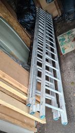 Ladder 3 x 18 treden, Doe-het-zelf en Bouw, Ladders en Trappen, Ophalen, Gebruikt, Ladder