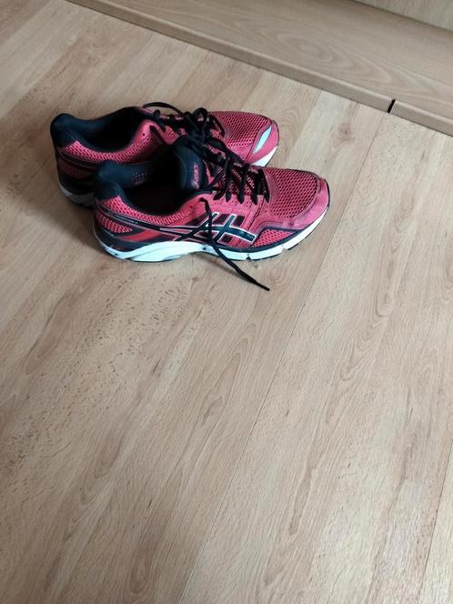 Asics Gel-Foundation 11 - Maat 45, Sport en Fitness, Loopsport en Atletiek, Zo goed als nieuw, Hardloopschoenen, Asics, Ophalen