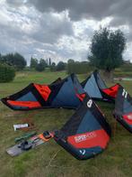 Complete kiteset Reedin 2 kites, plank, bar, Double astuce, Enlèvement, Utilisé, Bar