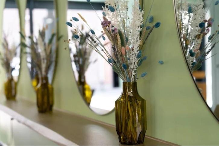 Te huur kapsalon, Zakelijke goederen, Bedrijfs Onroerend goed, Bedrijfsruimte, Huur