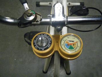 retro hometrainer beschikbaar voor biedingen