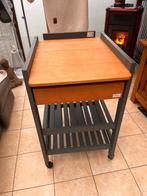 Verzorging tafel, Ophalen, Zo goed als nieuw