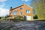 Villa à louer à Gourdinne, 5 chambres, Vrijstaande woning, 220 kWh/m²/jaar, 5 kamers