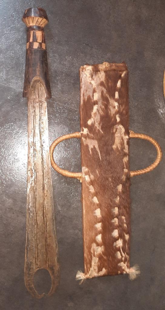Bamikele - Tikar zwaard van Kameroen, Antiquités & Art, Art | Art non-occidental, Enlèvement ou Envoi