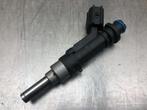 INJECTOR BRANDSTOF Toyota Yaris III (P13) (|2320947010|), Gebruikt, Toyota