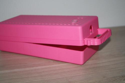 Muziek Cassette koffer voor 12 Tapes , +- 25x12x7 cm, Cd's en Dvd's, Cassettebandjes, Gebruikt, Accessoires, Met bewaardoos, rek of koffer