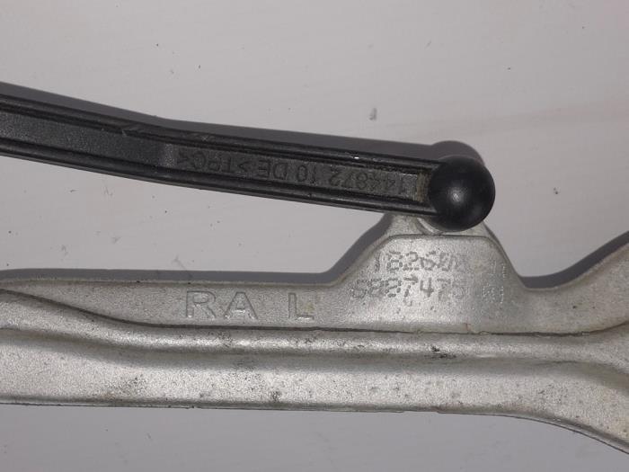 Draagarm links-voor van een BMW 4-Serie, Gebruikt, -, -, Ophalen of Verzenden