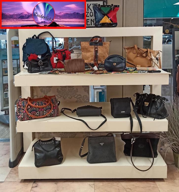 Handtassen, Handtassen en Accessoires, Tassen | Damestassen, Gebruikt, Ophalen