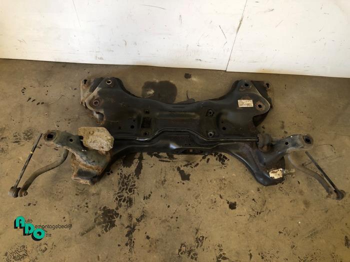 Subframe van een Kia Rio (Rio 12-), -, -, Ophalen of Verzenden, -