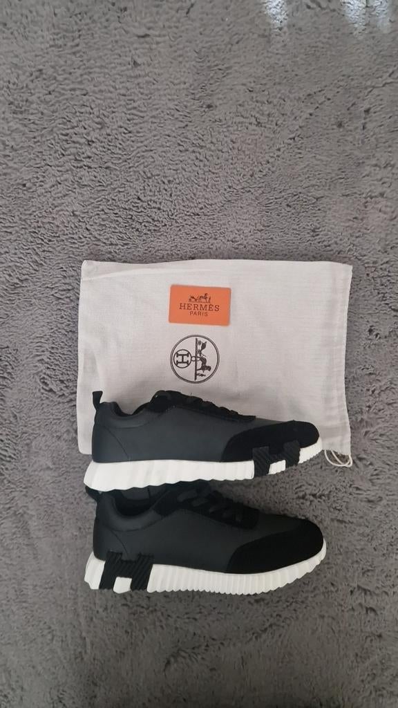 Te koop: Nieuwe Hermès bouncing sneakers maat 44, Kleding | Heren, Schoenen, Nieuw, Sneakers, Zwart, Ophalen