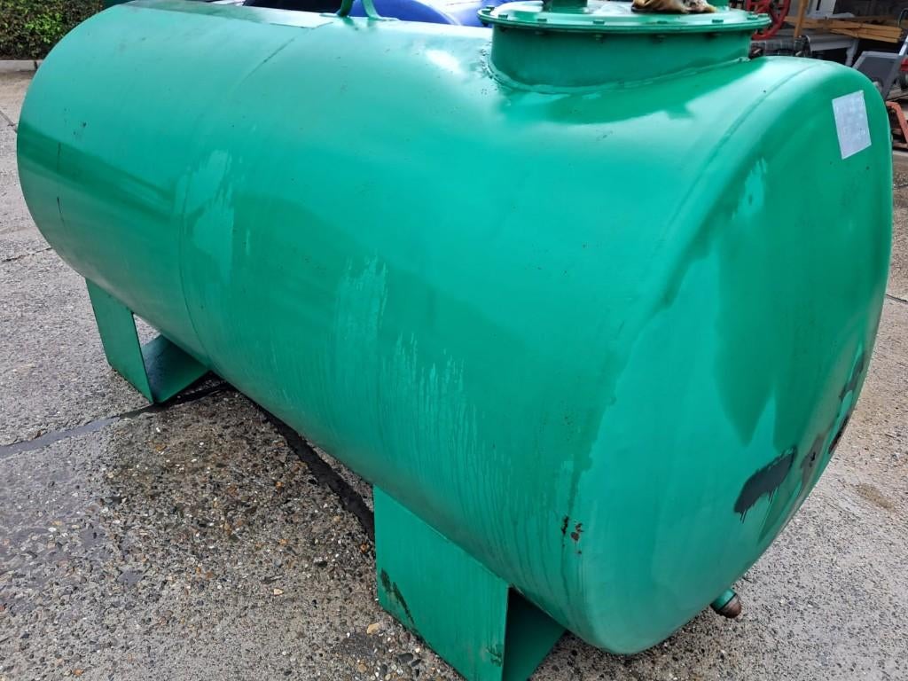 Mazouttank 2400 en 3200 liter dubbelwandig in metaal, Bricolage & Construction, Chauffage & Radiateurs, Enlèvement