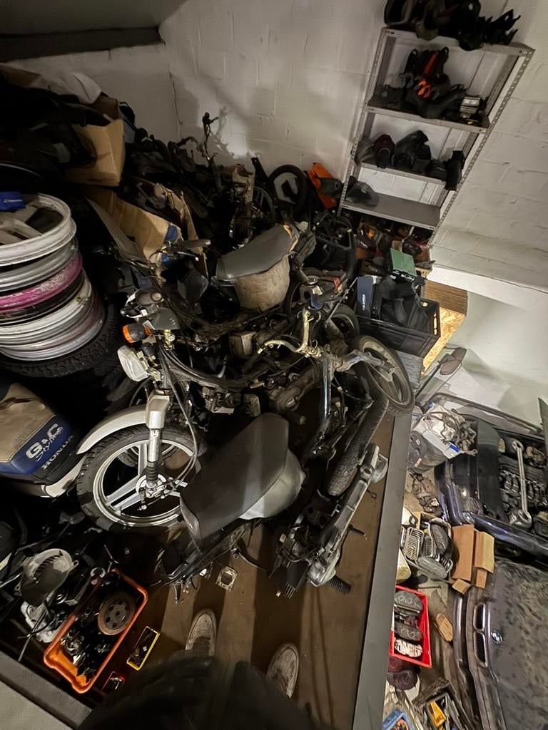 Honda wallaroo onderdelen, Motos, Enlèvement, Utilisé