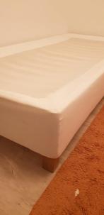 Lit simple gratuit, Maison & Meubles, 90 cm, Enlèvement, 200 cm, Une personne