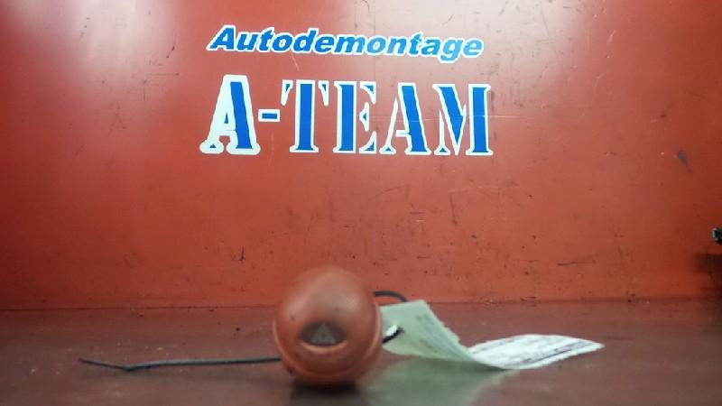 INTERRUPTEUR DE FEUX DE DETRESSE Fiat Seicento (187), Autos : Pièces & Accessoires, Utilisé, Fiat