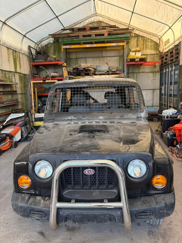 Kia off-road jeep, Auto's, Jeep, 4 zetels, Zwart, Grijs