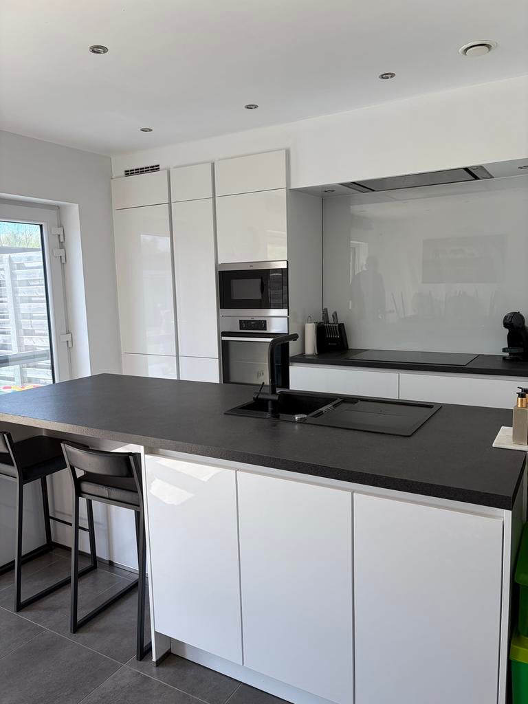 Complete keuken - weg wegens verbouwing, Ophalen, Zo goed als nieuw