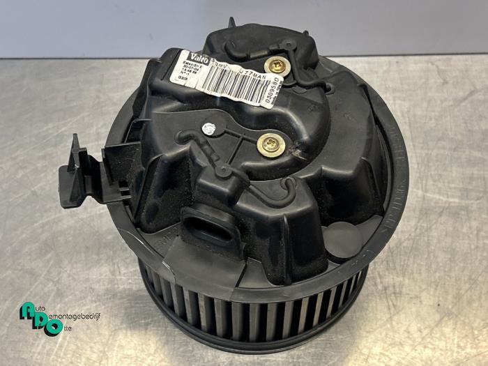 Moteur de ventilation chauffage d'un Renault Modus (Modus 04, Renault, -, 3 mois de garantie, Utilisé