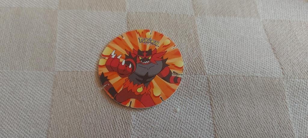 balles Flippo Pokemon Chiki Rares Incineroar Fine, Collections, Flippos, Enlèvement ou Envoi, Flippos en vrac