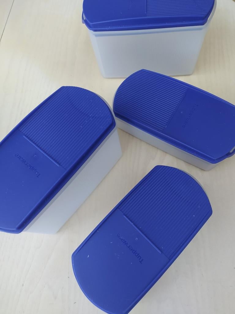 4 ruimtespaarders van tupperware, Huis en Inrichting, Ophalen, Blauw