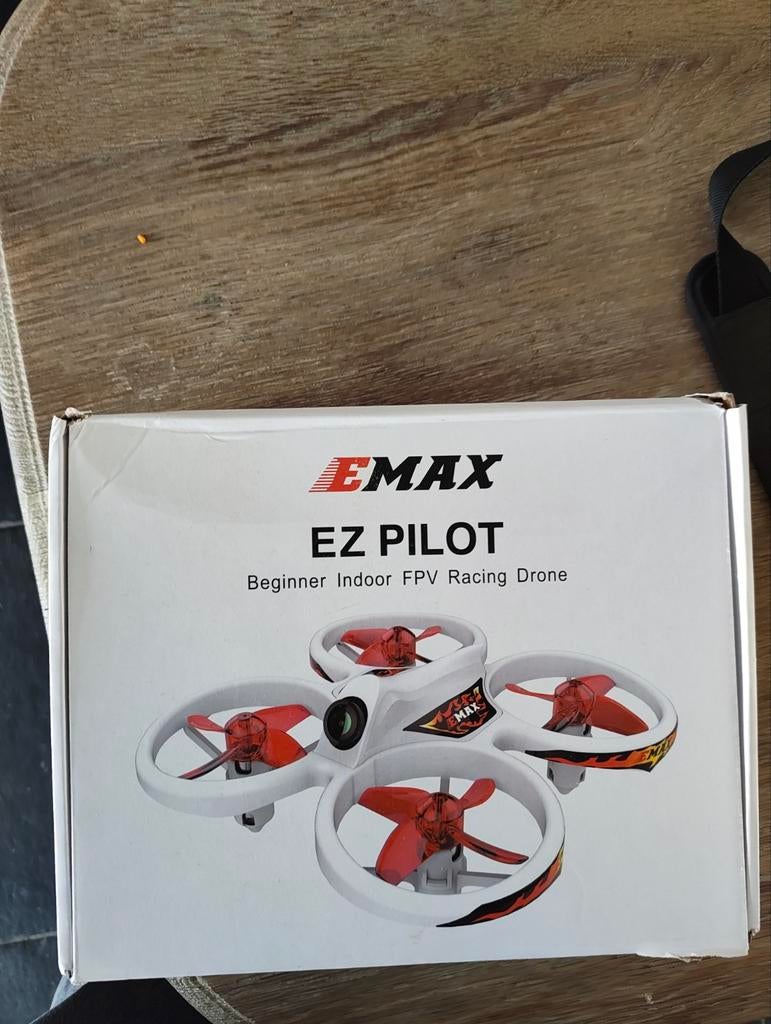 E max de pilot drone set zonder drone voor vervangingen, Audio, Tv en Foto, Drones, Ophalen