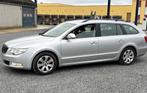 Skoda Superb 1.6TDi Gekeurd voor verkoop// Veel Opties, Auto's, Voorwielaandrijving, Euro 5, Stof, Electronic Stability Program (ESP)