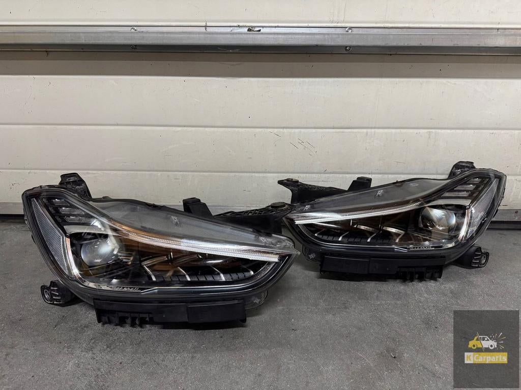 00670100984, Maserati Ghibli FULL LED lampe gauche droite LI, Viale Ciro Menotti 322
41121  Modena, IT, Maserati, Maserati S.p.A.