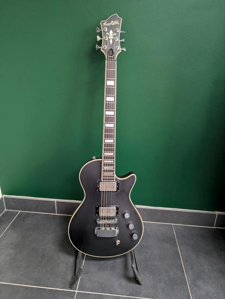 Hagstrom Ultra Max, Muziek en Instrumenten, Snaarinstrumenten | Gitaren | Elektrisch, Ophalen