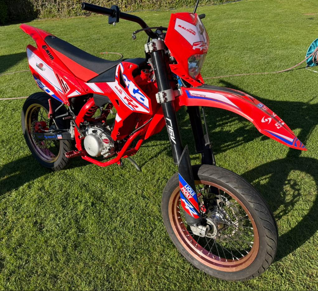 beta rr 50 project, Fietsen en Brommers, Brommers | Crossbrommers, Zo goed als nieuw, Overige merken, Ophalen