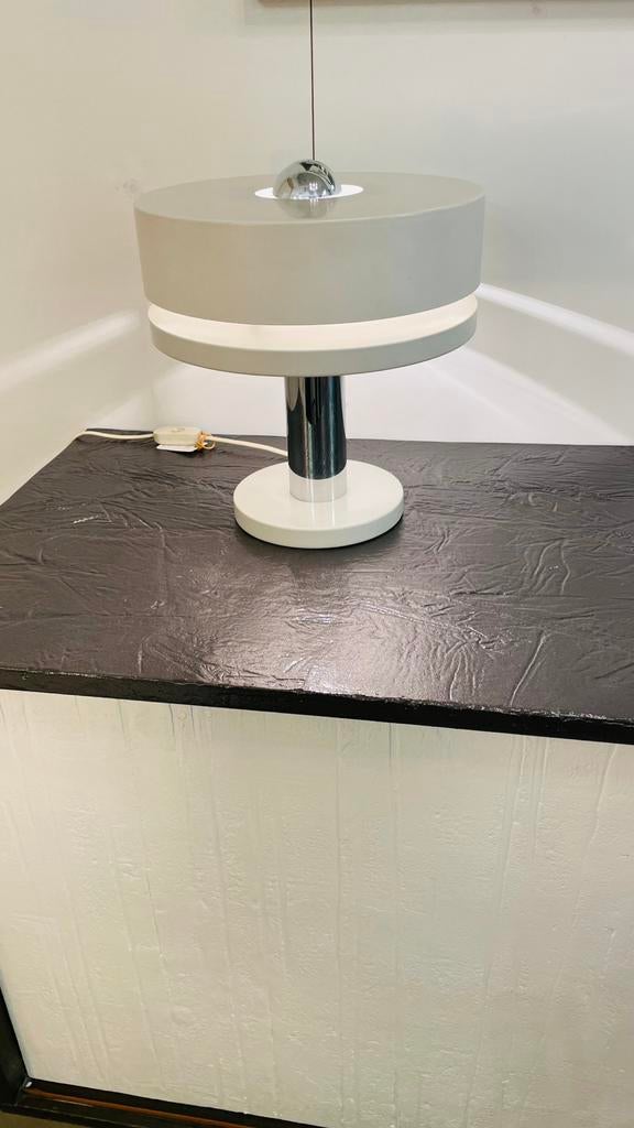 Kaiser Leuchten design, Ophalen, Gebruikt