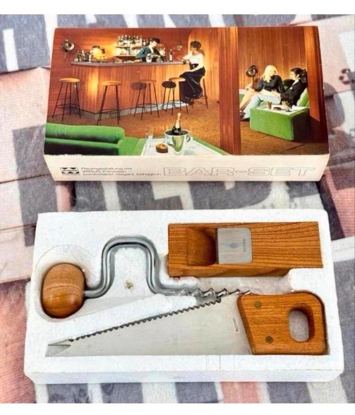 Ensemble bar Barset, tire-bouchon, scie à fromage râpe à vin, Antiquités & Art, Antiquités | Ustensiles de cuisine, Enlèvement ou Envoi