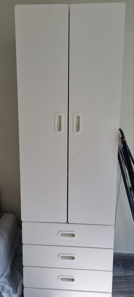 Armoire blanche  ikea, Maison & Meubles, Armoires | Penderies & Garde-robes