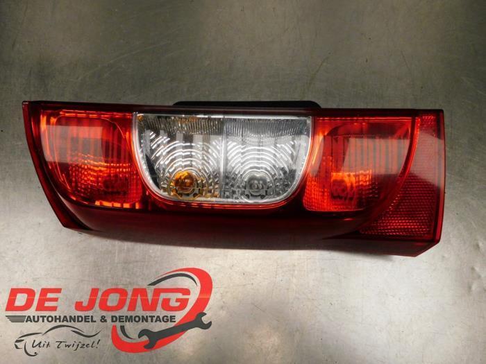 Feu arrière gauche d'un Peugeot Bipper, Autos : Pièces & Accessoires, Éclairage, Peugeot, Utilisé, 3 mois de garantie, Enlèvement ou Envoi