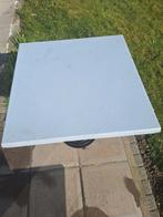 2 IDENTIEKE TERRAS- OF TUINTAFELS, Tuin en Terras, Ophalen, Gebruikt, Vierkant, Metaal