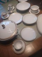 Vintage eet en koffieservies 64 delig, Enlèvement