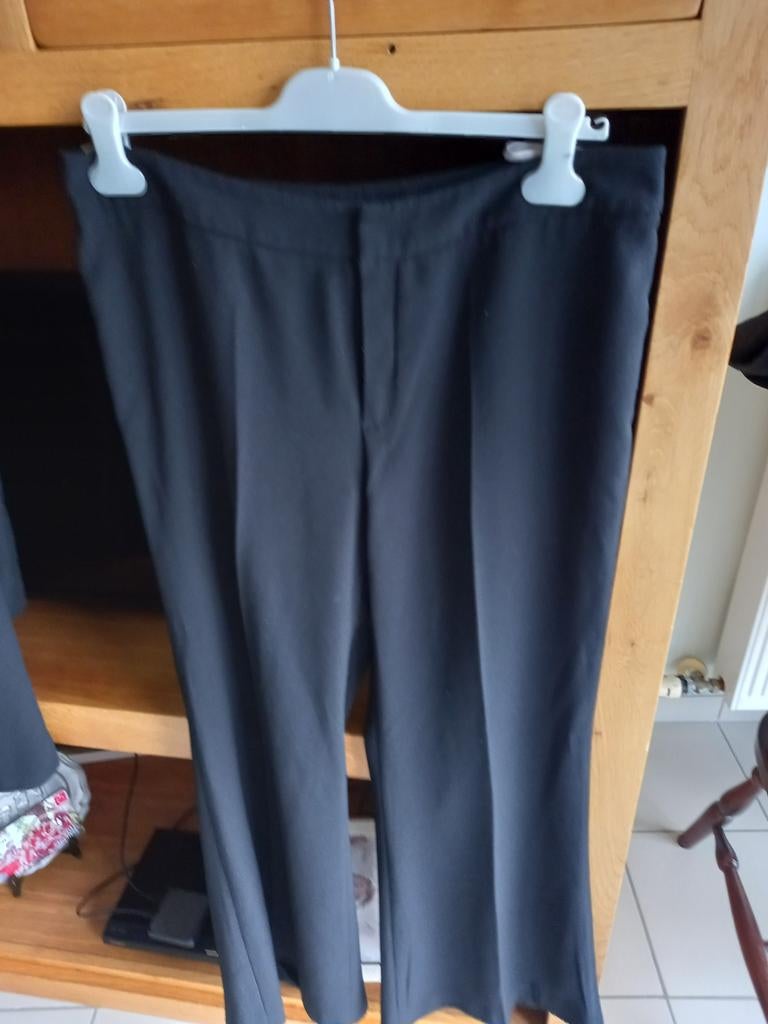 Zwarte geklede dames broek maat  42, Mexx, Zwart, Maat 42/44 (L), Ophalen of Verzenden