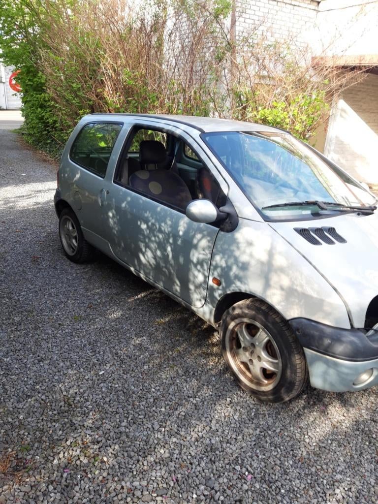 Renault twingo 2002 221.648km gris 55cv avec immatriculation, Auto's, Renault, Particulier, Twingo, ABS, Airbags, Elektrische buitenspiegels