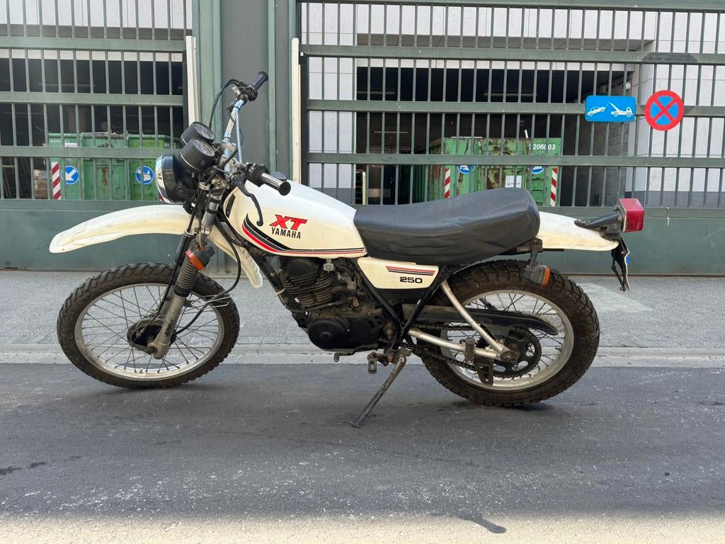 XT250 1985 26.000km, Motos, Motos | Yamaha, Particulier