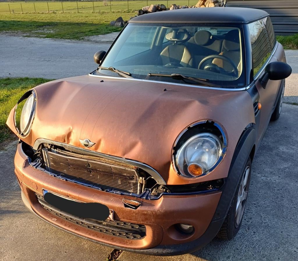 Mini One D - ongevalswagen, Auto's, Mini, Zwart, Blauw, Leder en Stof, 99 g/km