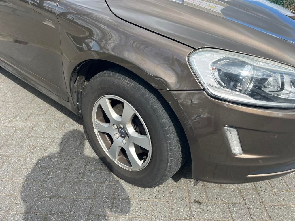 Volvo Xc60 2.0D D4 2016/322000 km/ 140 kW, Autos, Achat, Entreprise, Boîte manuelle, Euro 6