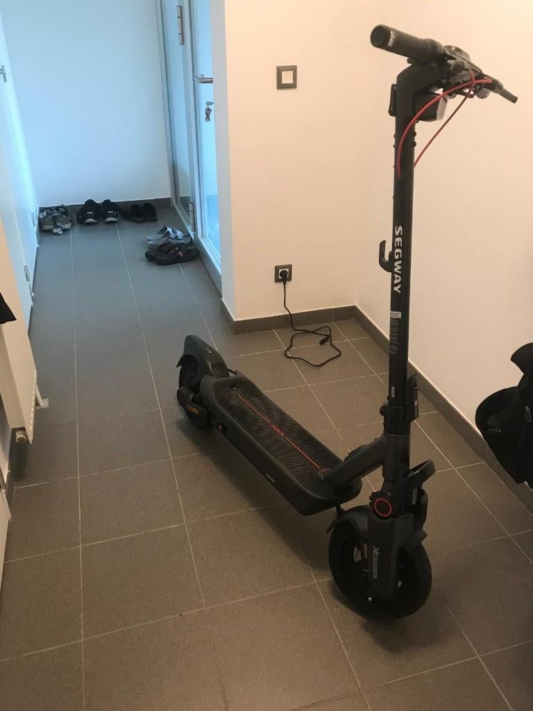 segway max g3, Ophalen, Zo goed als nieuw, Gewone step, Segway ninebot