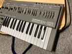 ROLAND sh-101, Musique & Instruments, Enlèvement, Comme neuf, Roland, Avec connexion MIDI